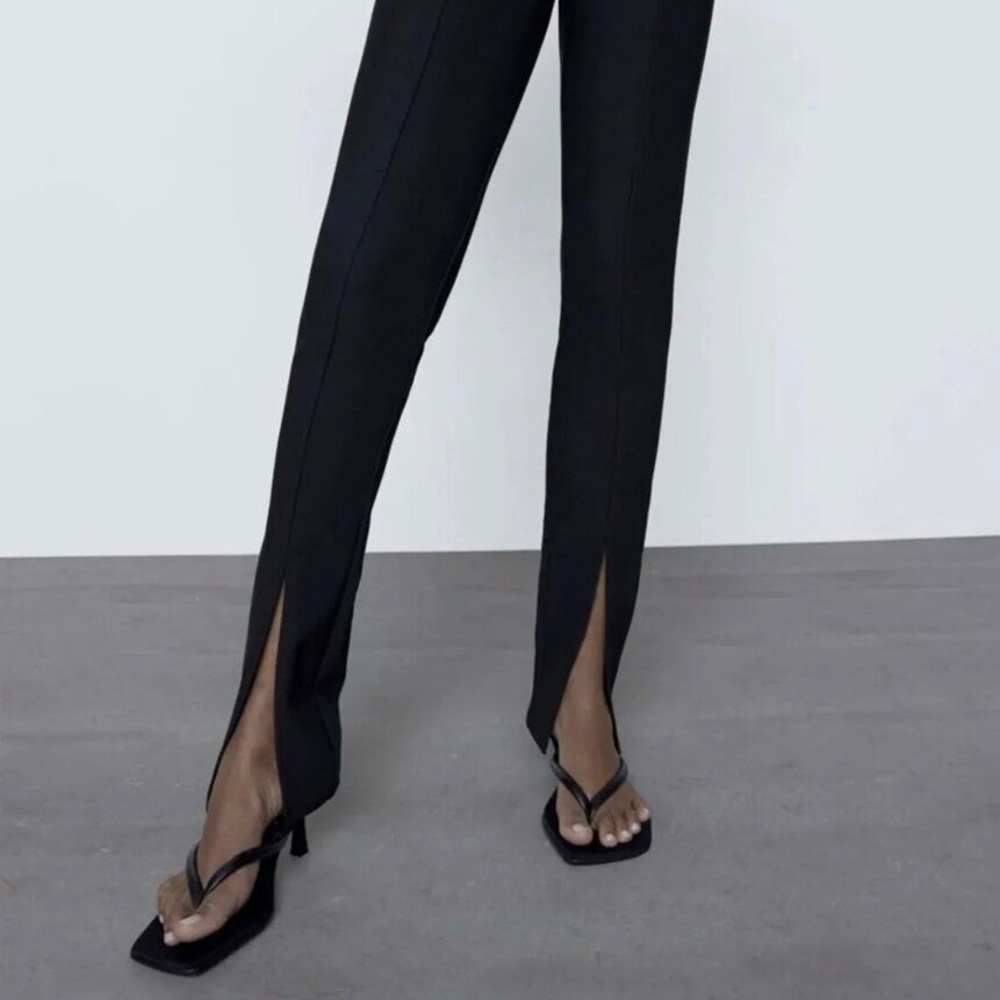Slit Ribbed Leggings - Picture 10 of 10